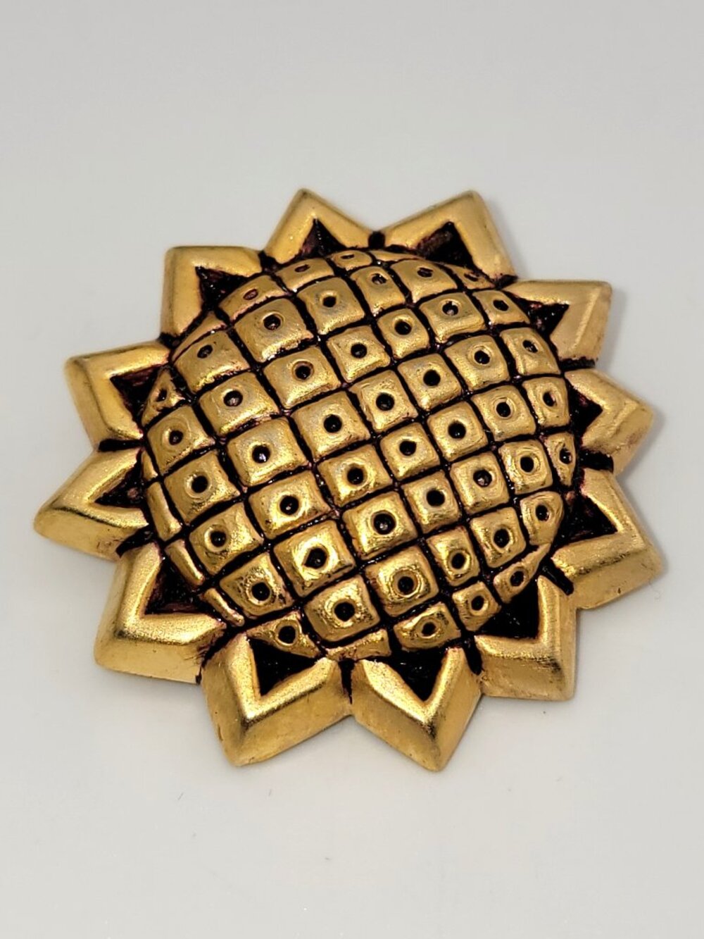 3/$30 Vintage Sunflower Brooch Gold Tone Floral Pin